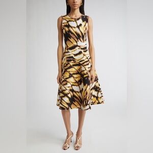 NWT Authentic Oscar de la Renta Abstract Butterfly Jacquard Fit & Flare Dress XS